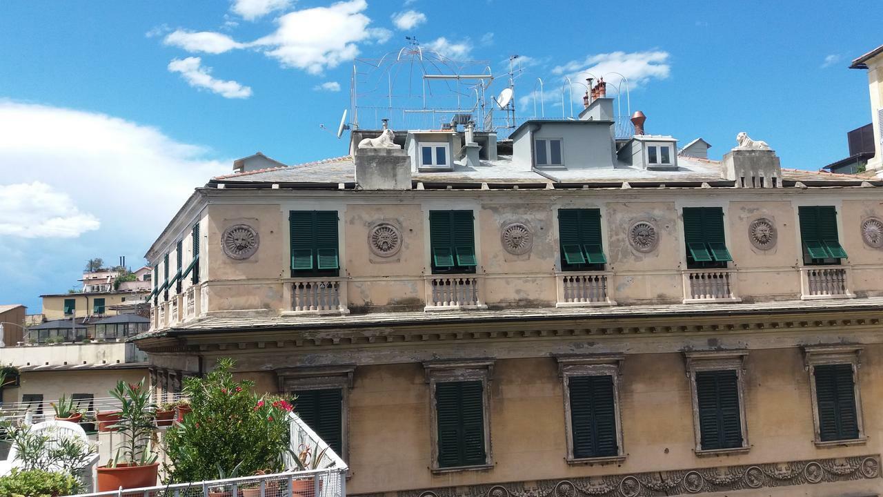 I Tetti Di Genova Grande Appartamento Екстериор снимка